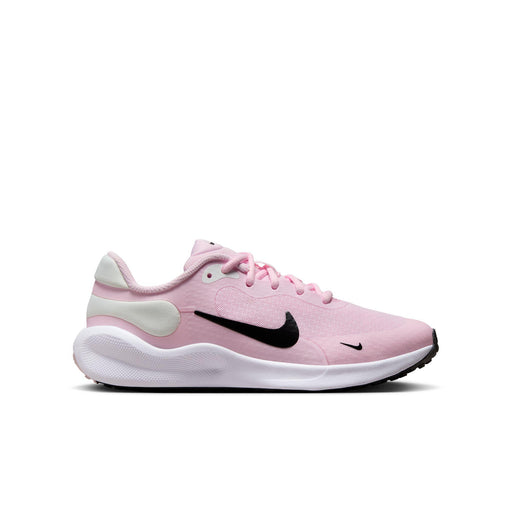 Nike Revolution 7