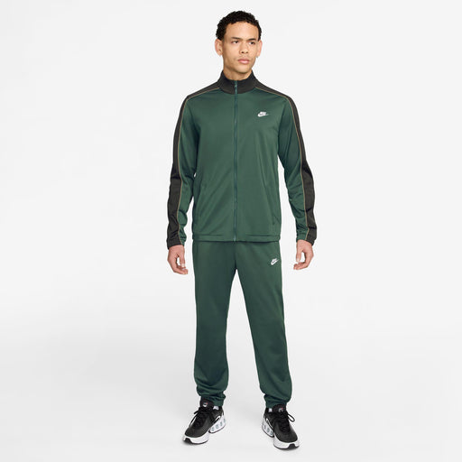 Conjunto Nike Sportswear Club PolY-Knit
