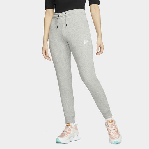 Nike Sportswear Essential