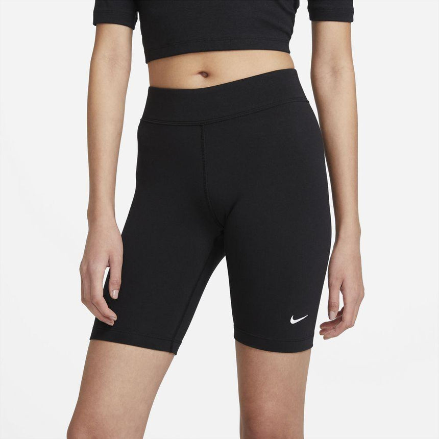Malla Corta Nike Sportswear Essential