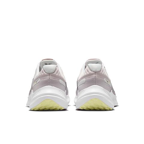Nike Quest 5
