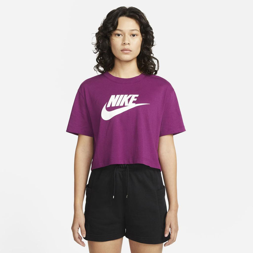Nike Sportswear Essential