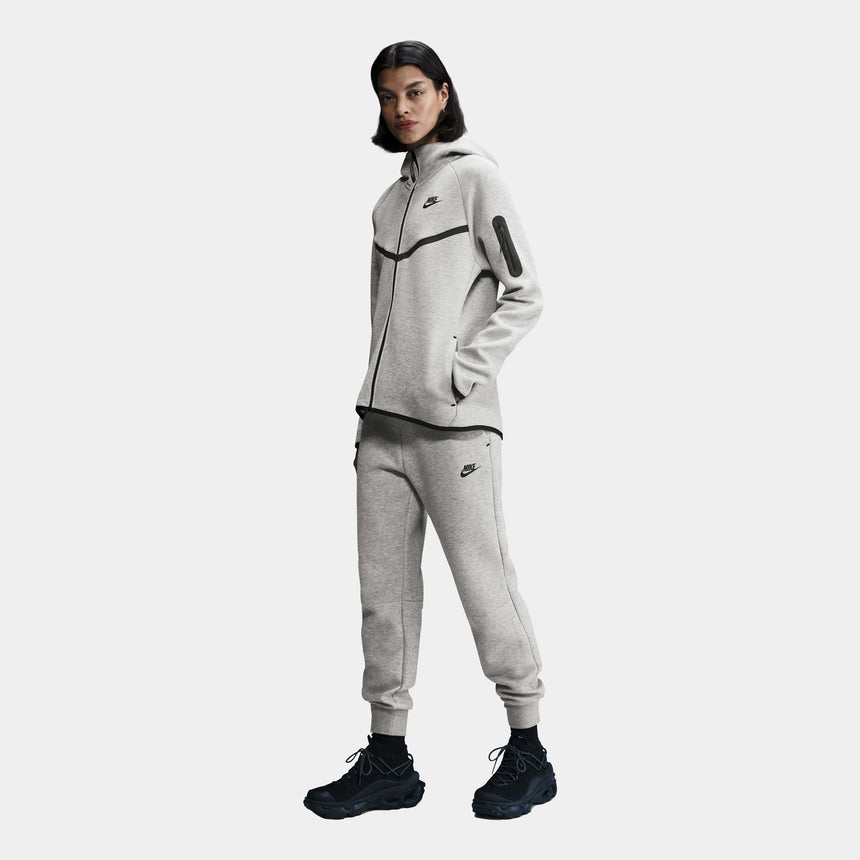 Jogger Nike Sportswear Tech Fleece De Talle Medio - Mujer