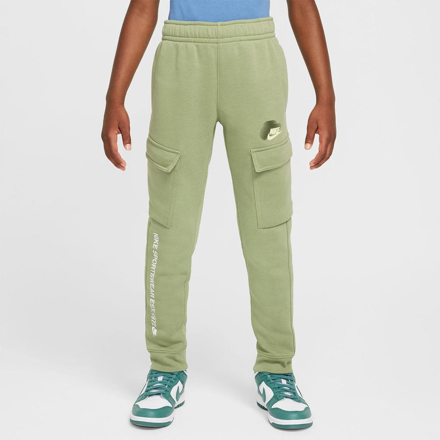 Nike Sportswear Standard Issue