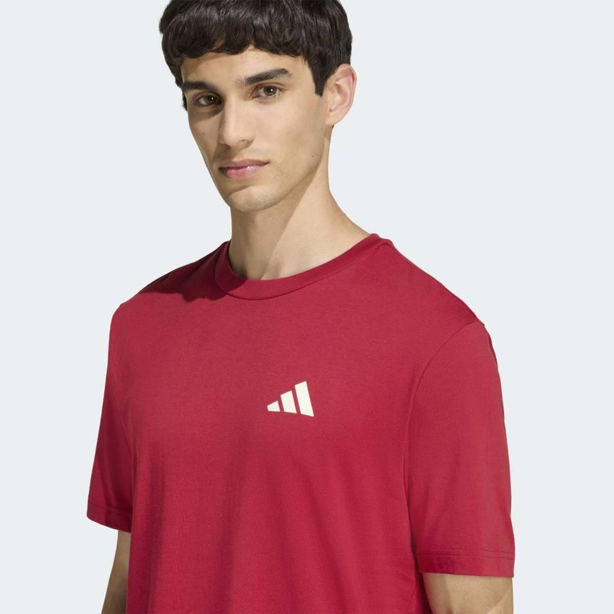 adidas Camiseta Essentials Linear Logo T-Shirt Red