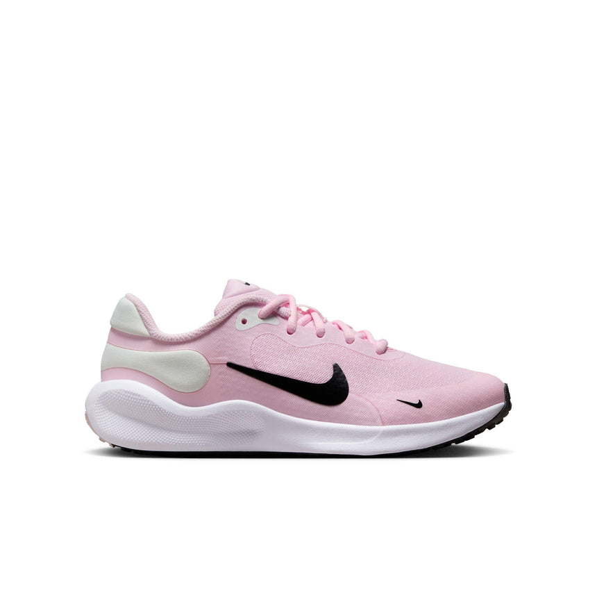 Nike Revolution 7