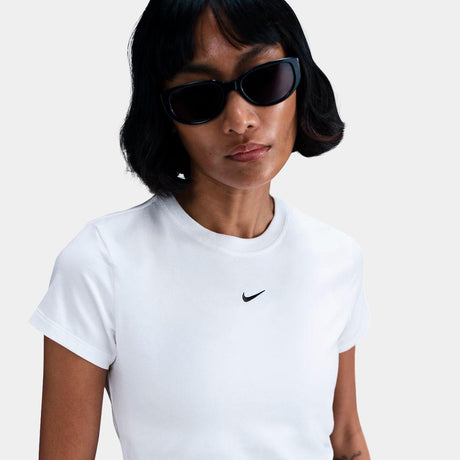 Camiseta Nike Sportswear Chill Knit Corta - Mujer
