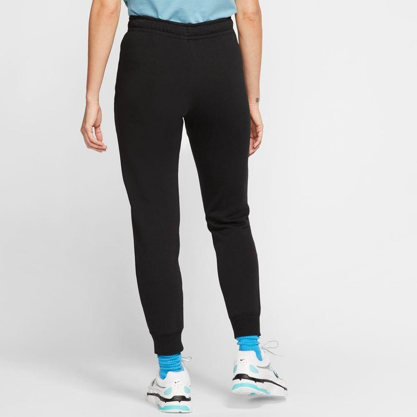 Malla Fitness Nike Sportswear Essential