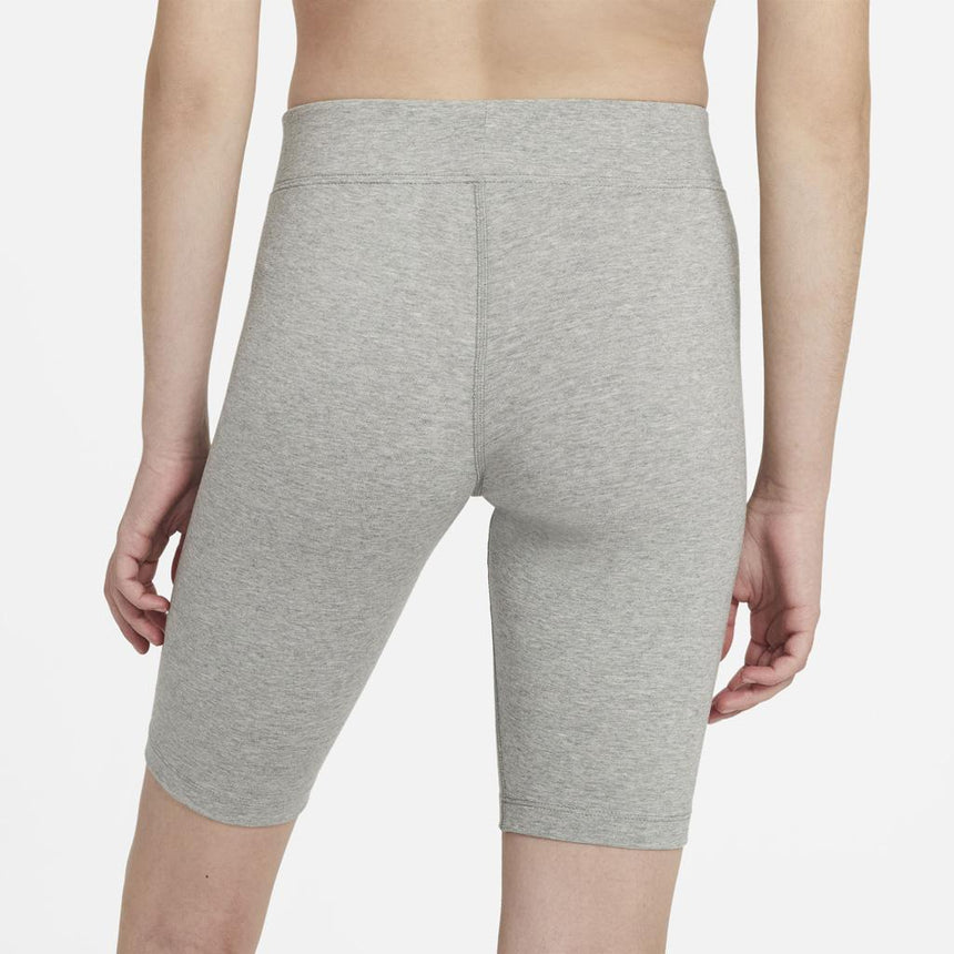 Malla Corta Nike Sportswear Essential