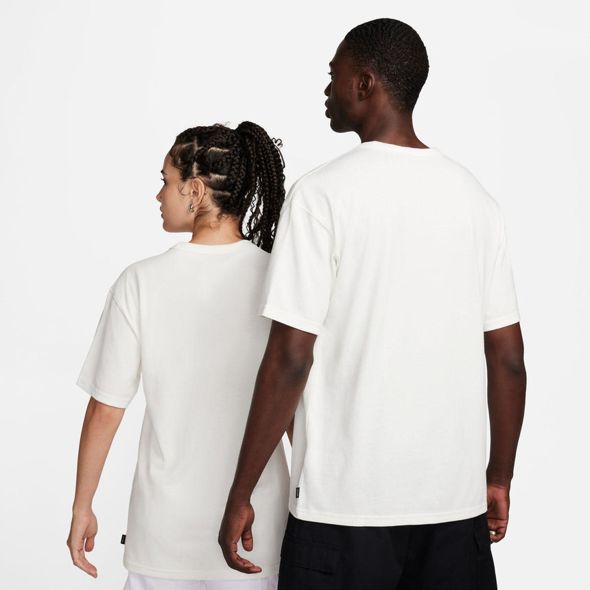 Nike Sportswear Premium Essentials