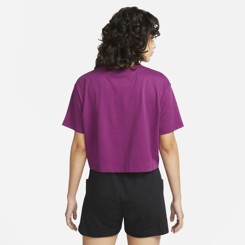 Nike Sportswear Essential