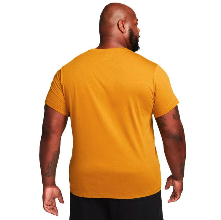 Nike Sportswear Club Men's T-Shirt