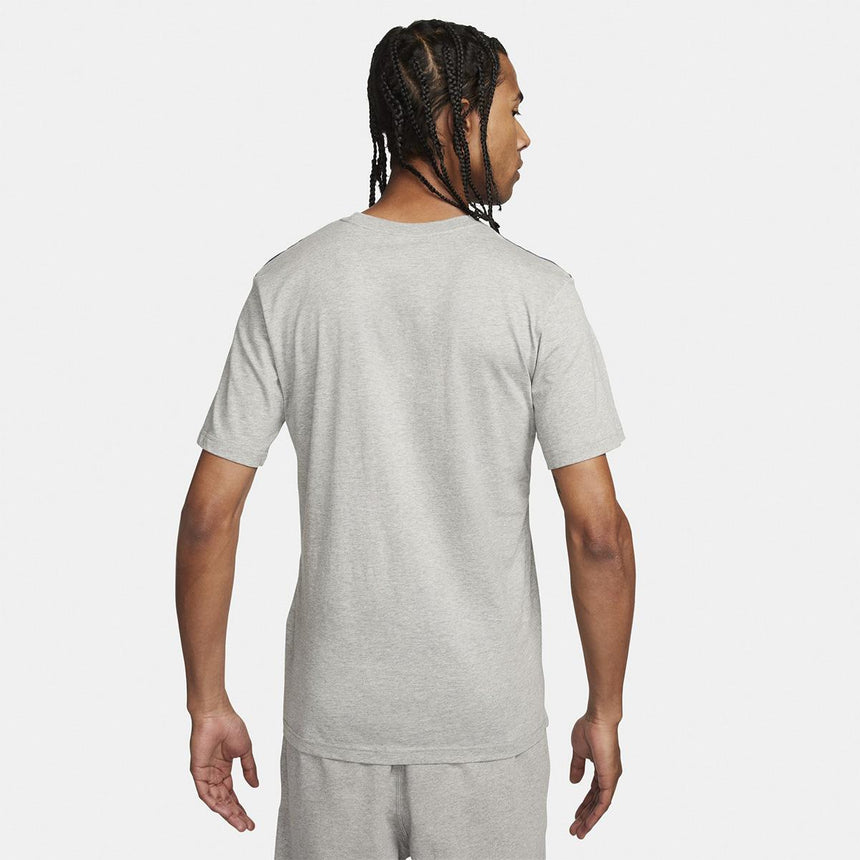 Nike Sportswear Graphic T-Shi
