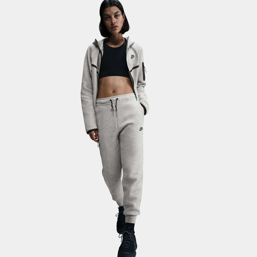 Jogger Nike Sportswear Tech Fleece De Talle Medio - Mujer