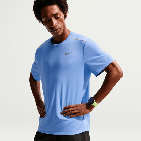 Camiseta Nike Miler De Running De Manga Corta Con Protección Uv DrI-Fit - Hombre