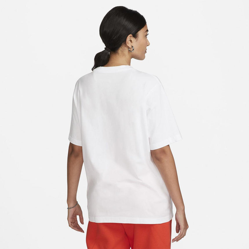 Nike Sportswear Essential