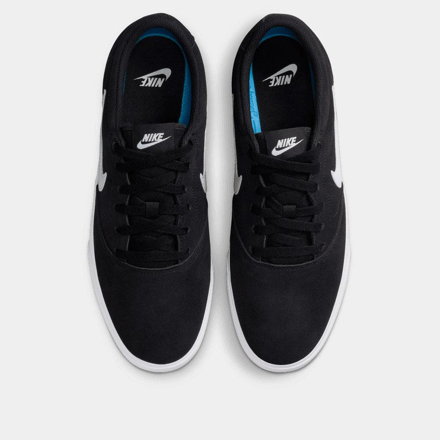 Zapatilla Nike Charge Suede