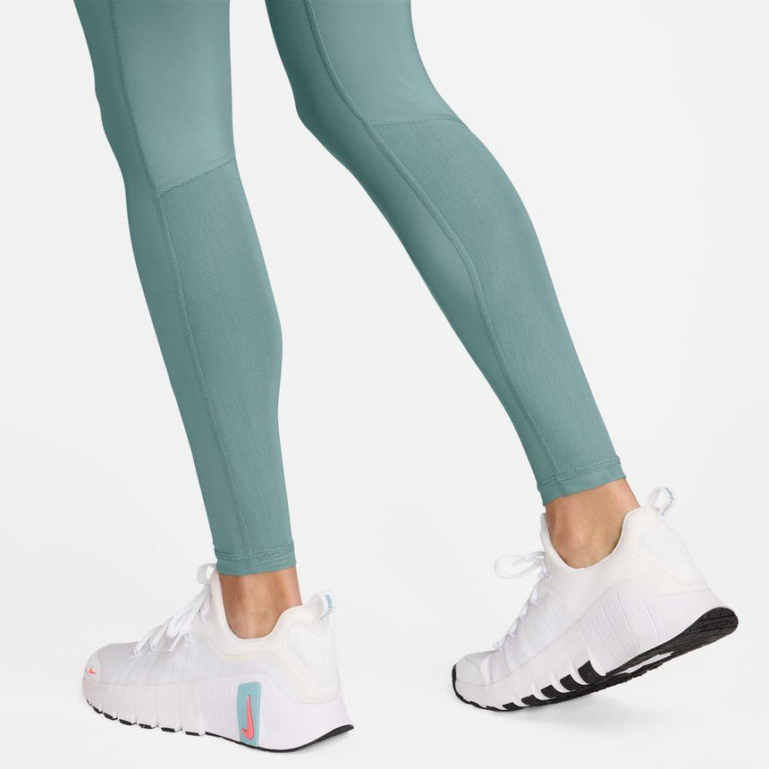 Nike Pro 365
