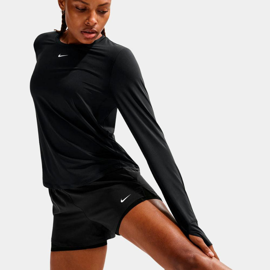 Pantalón Corto Nike One De 8 cm Con Talle Medio Y Diseño 2 En 1 DrI-Fit - Mujer