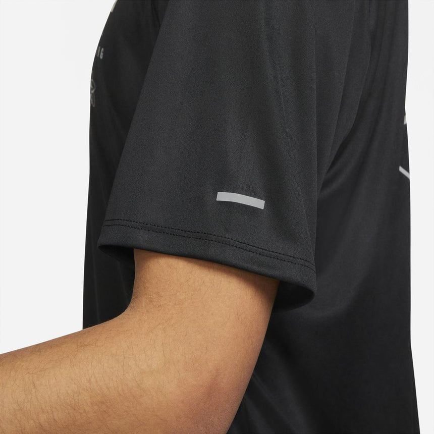 Nike DrI-Fit Uv Run Division Miler