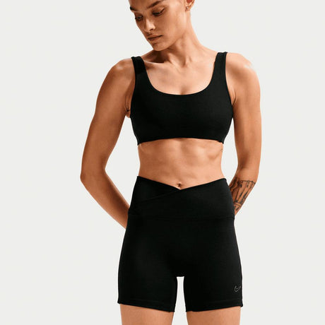 Pantalón Corto Nike One Tipo Biker - Mujer