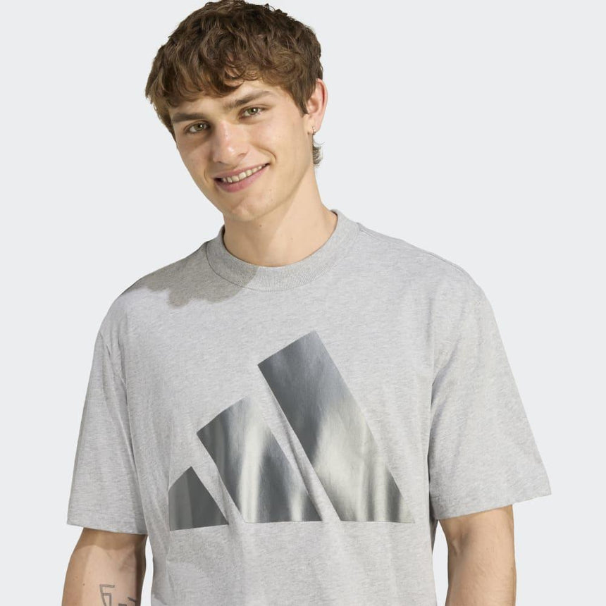adidas Camiseta Holiday Big Logo