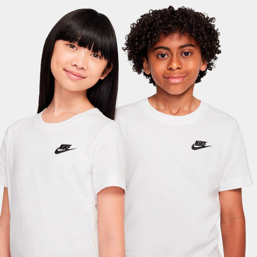 Camiseta Nike Sportswear Big Kids