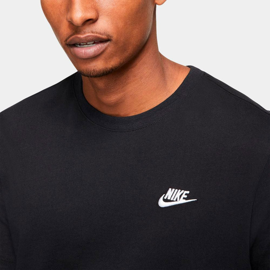 Camiseta Nike Sportswear Club - Hombre