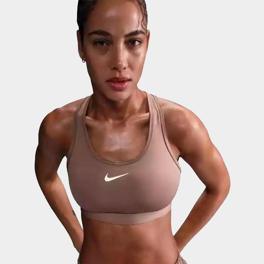 Nike Swoosh Medium Support Women's