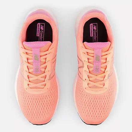 New Balance 520 v8