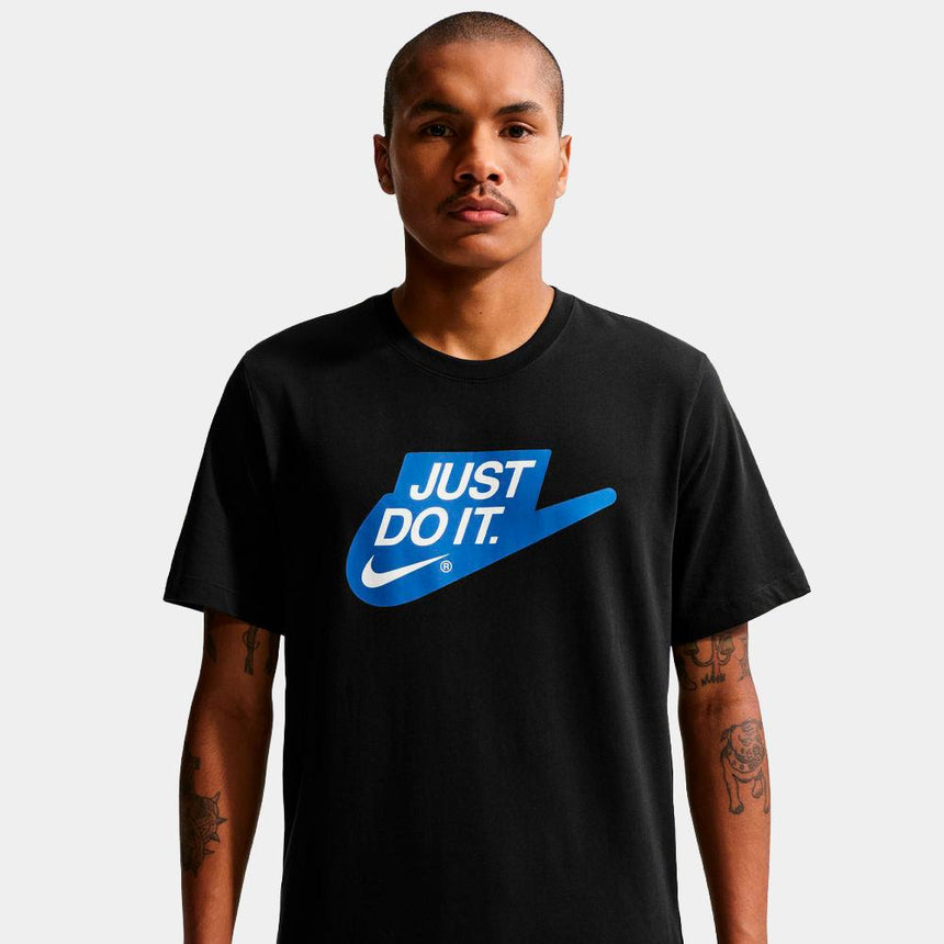 Camiseta Nike Sportswear