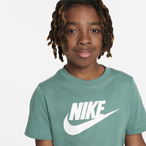 Nike Sportswear Big Kids' Cotton t-