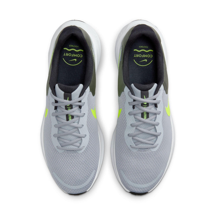 Nike Revolution 7