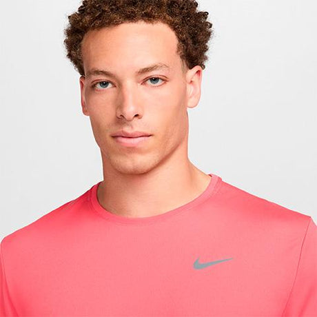 Camiseta Nike De Running Miler DrI-Fit uv