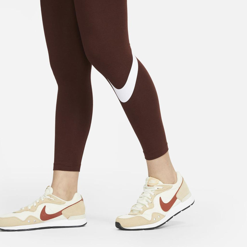 Nike Sportswear Essential