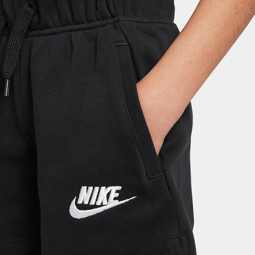 Nike Sportswear Club