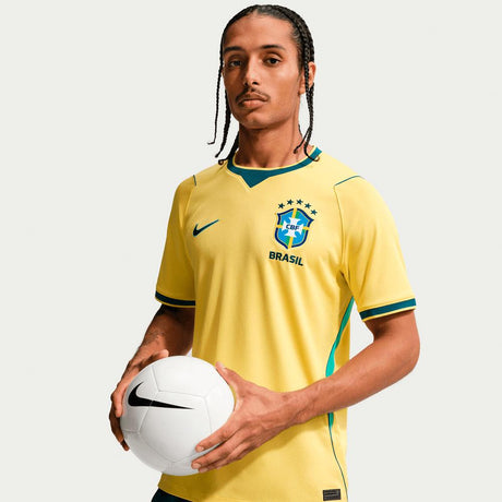Camiseta De Fútbol Nike DrI-Fit Primera Equipación Stadium Selección De Brasil 2026 - Hombre