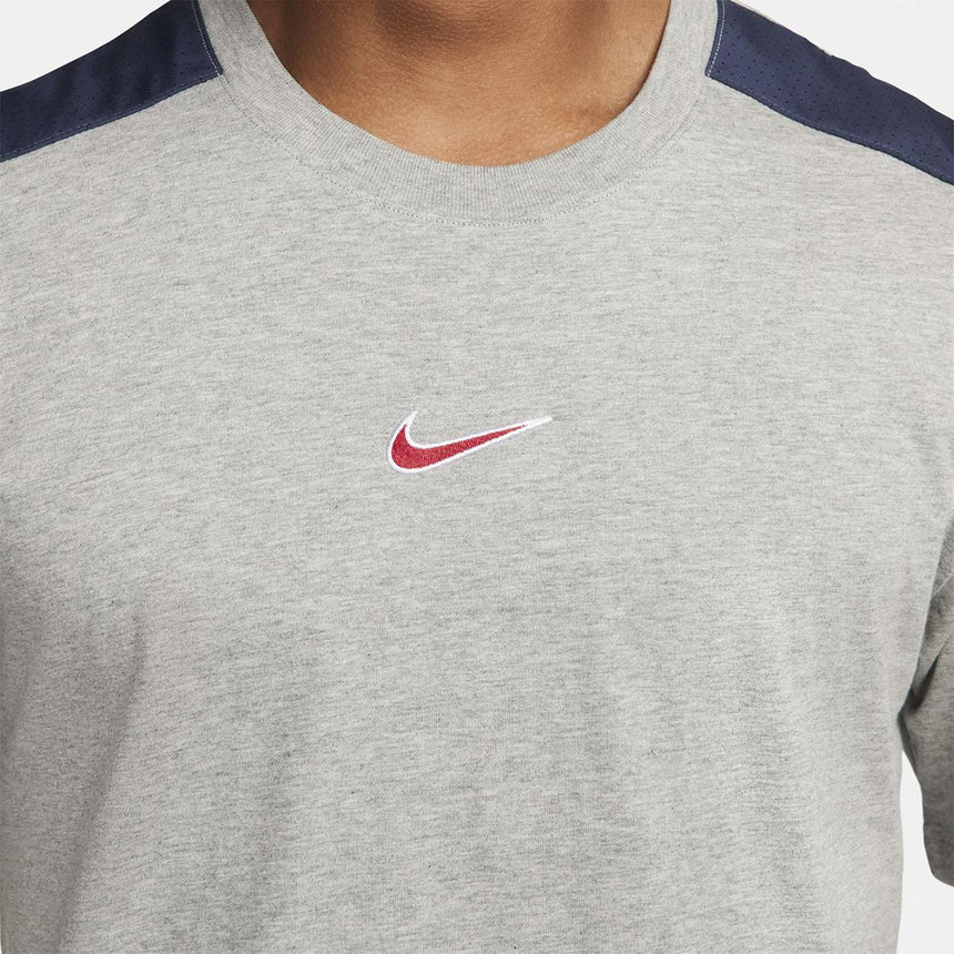 Nike Sportswear Graphic T-Shi