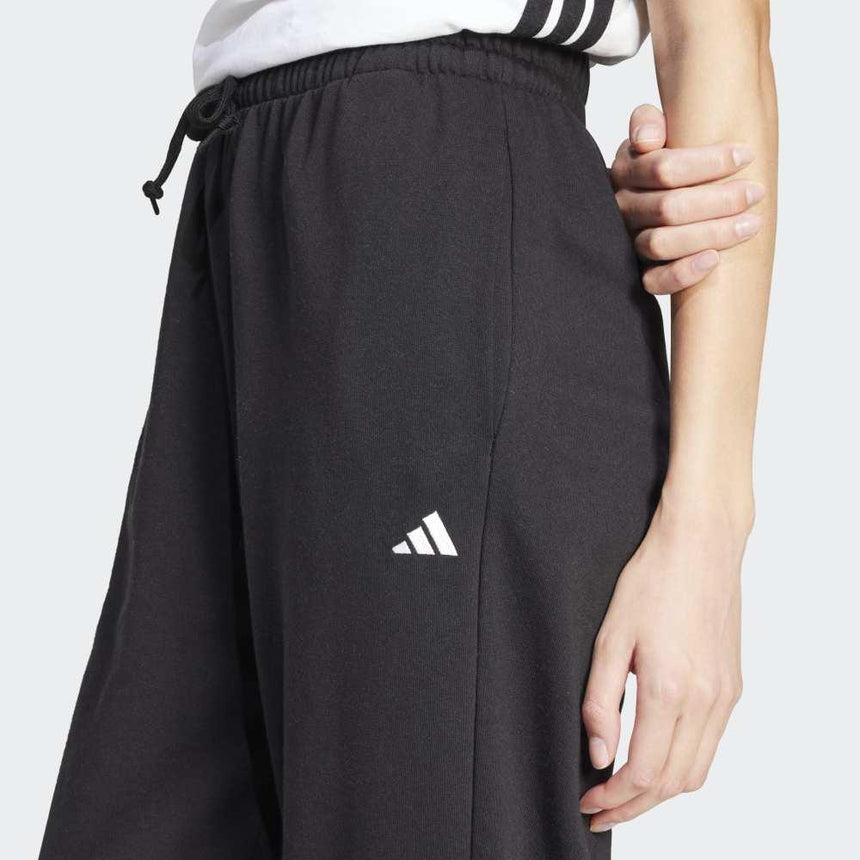 adidas Pantalón Essentials Small Logo French Terry Cuffed