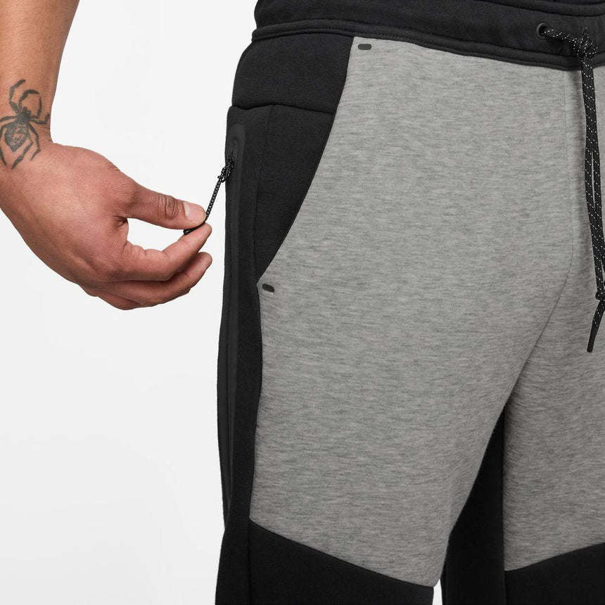 Pantalones Nike Tech