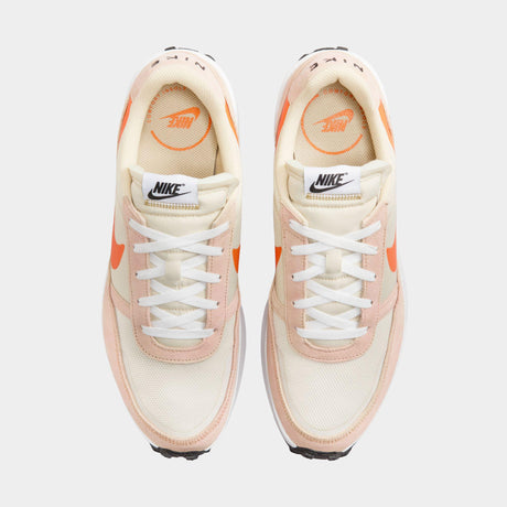 Nike Waffle Debut