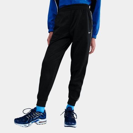 Jogger Nike Sportswear Club DrI-Fit - Niño/a