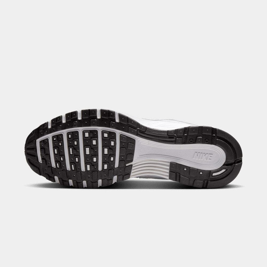 Zapatilla Nike P-6000