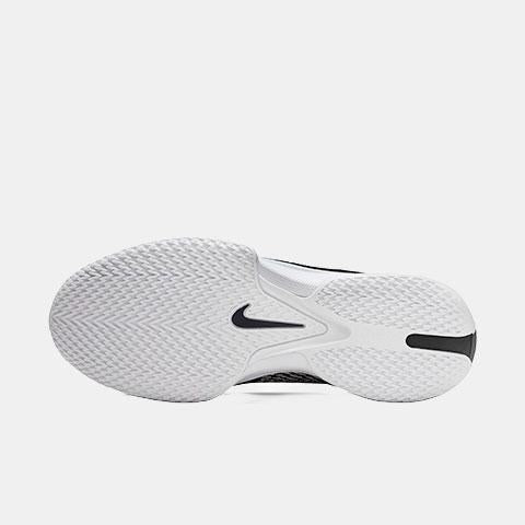 Nike G.t. Cut Academy Basketball