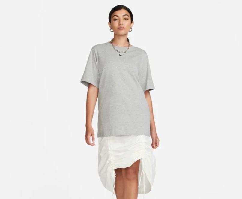 Nike Sportswear Essential Women