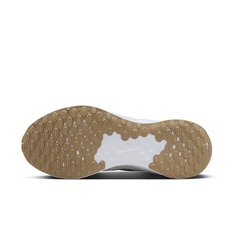 Nike Revolution 7