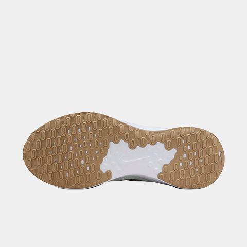 Nike Revolution 7