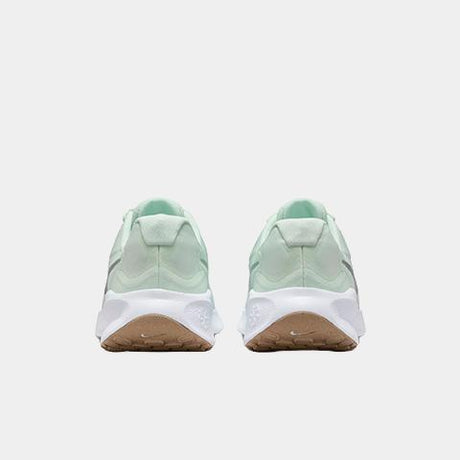 Nike Revolution 7