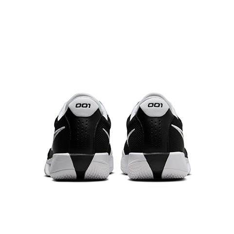 Nike G.t. Cut Academy Basketball