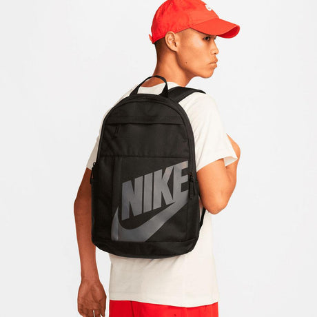 Mochila Nike (21 l)